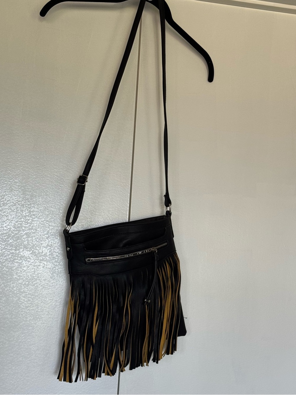 Black Fringe Crossbody Bag - Stylish Women’s Shoulder Bag